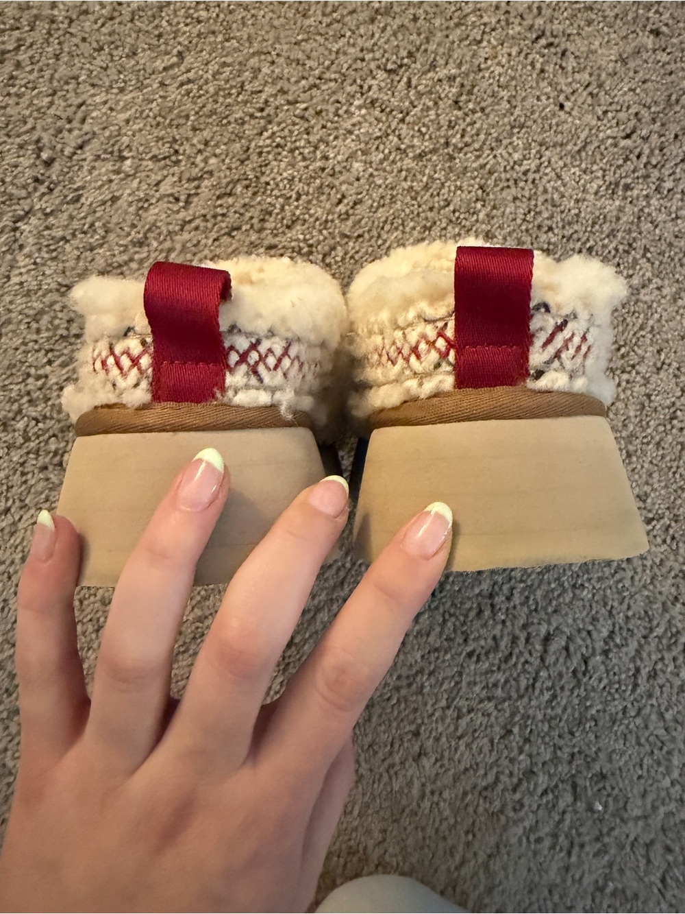 UGG Tazz Braid Natural Sherpa Ivory Fur Platform Clogs - Picture 13 of 14